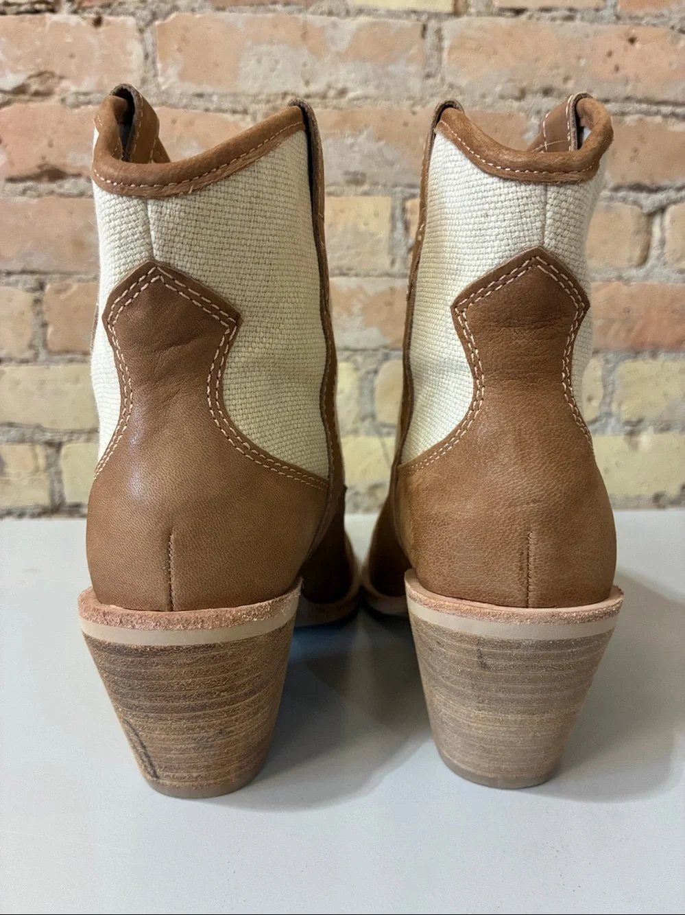 Dolce Vita Nashe Brown and Cream Western Ankle Boots, 6.5 - Picture 4 of 8